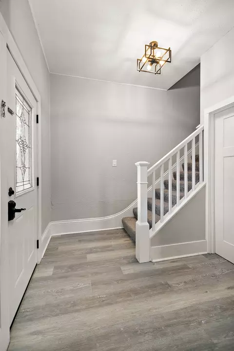 Entry Way - 215 S Chicago Ave, Kankakee, IL 60901 photo 1 of 3