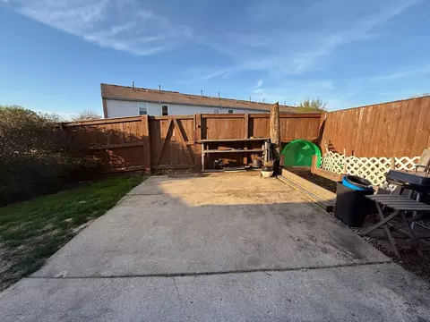1740 Ardwick Dr, Hoffman Estates, IL 60169 photo 23