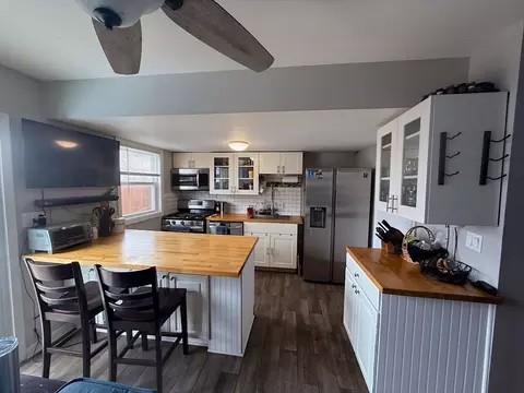 1740 Ardwick Dr, Hoffman Estates, IL 60169 photo 7