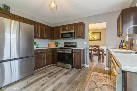 Kitchen - 4524 Deames St, Plano, IL 60545 photo 2 of 4