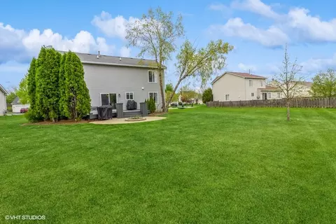 Exterior - 4524 Deames St, Plano, IL 60545 photo 4 of 6