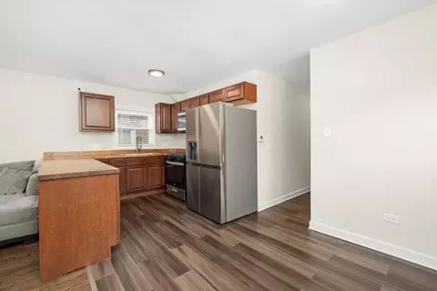 Entry Way - 7619 W 63rd Pl, Summit, IL 60501 photo 1 of 1