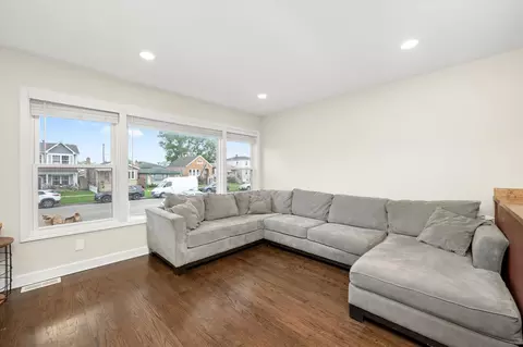 Living - 7619 W 63rd Pl, Summit, IL 60501 photo 1 of 1