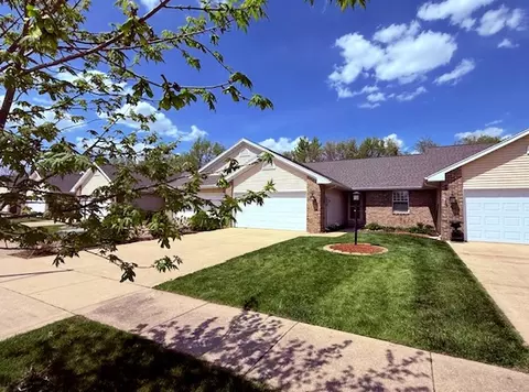 808 Kara Ave #1, Saint Joseph, IL 61873