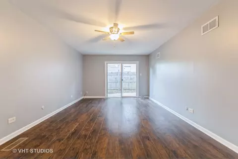 Living - Undisclosed, Matteson, IL 60443 photo 1 of 3