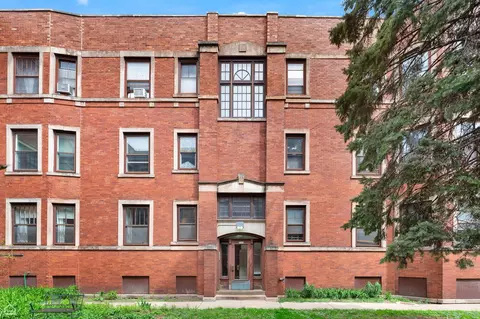6102 S Kimbark Ave #1W, Chicago, IL 60637