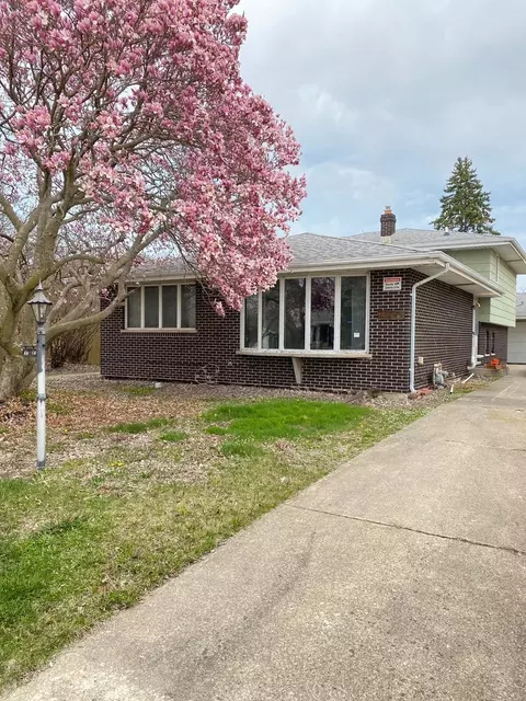 17203 Bernadine St, Lansing, IL 60438