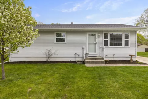 1504 Whitney Blvd, Belvidere, IL 61008