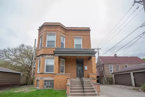 321 E 70th St, Chicago, IL 60637