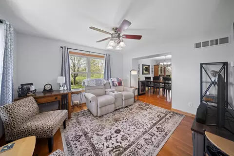 Living - 309 Kurt Ln, Kirkland, IL 60146 photo 1 of 7