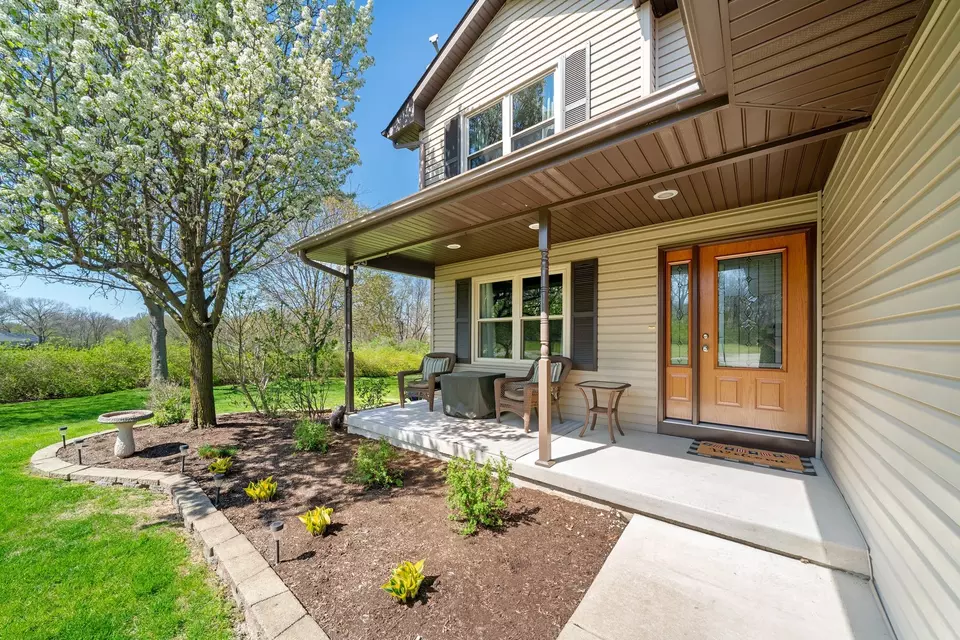 Exterior - 309 Kurt Ln, Kirkland, IL 60146 photo 3 of 12