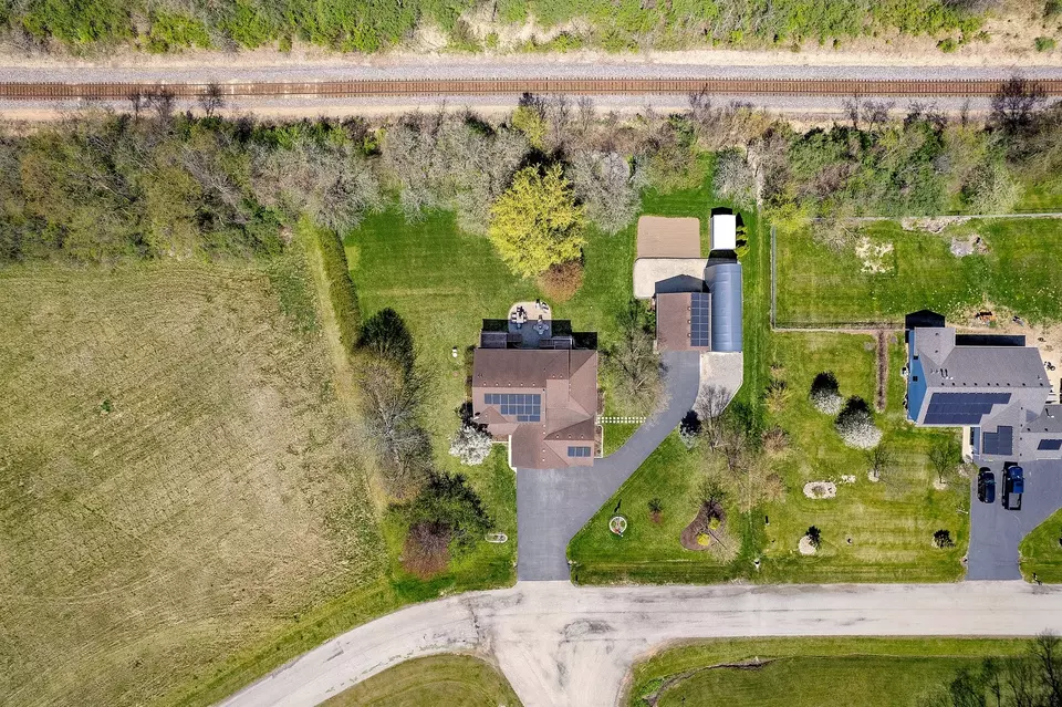 View/Area - 309 Kurt Ln, Kirkland, IL 60146 photo 5 of 6