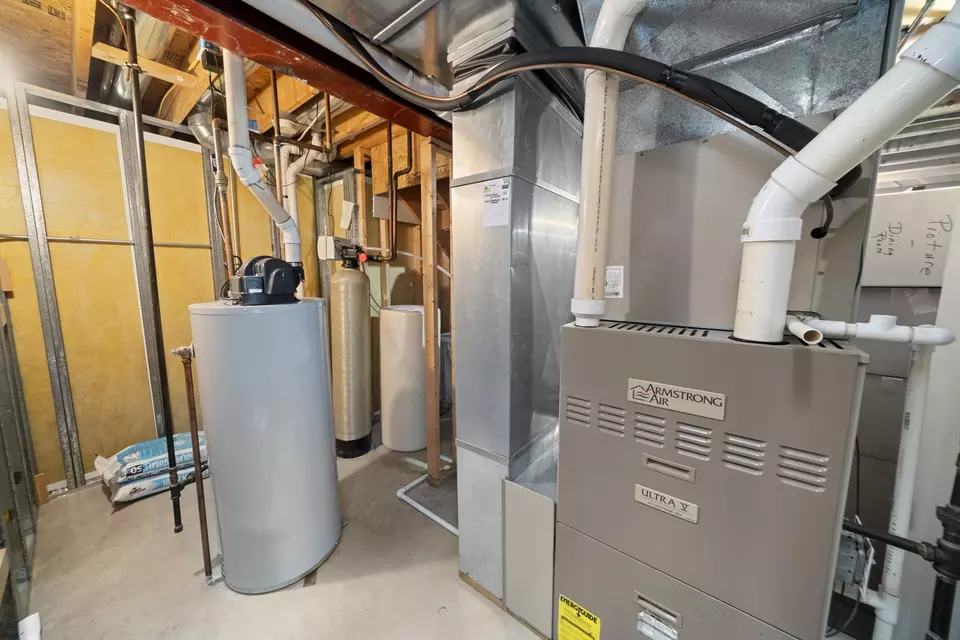 Other - 309 Kurt Ln, Kirkland, IL 60146 photo 7 of 8