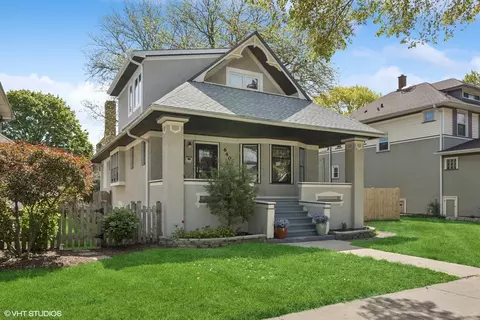 640 S Grove Ave, Oak Park, IL 60304