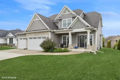 1613 English Oak Dr, Champaign, IL 61822