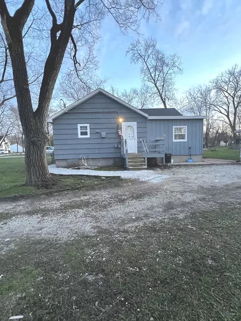 17856 Bock Rd, Lansing, IL 60438 photo 1