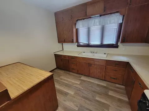 Kitchen - 503 8th St, Peru, IL 61354 photo 6 of 6