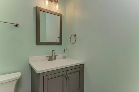 Bath - 126 S Berteau Ave, Bartlett, IL 60103 photo 2 of 2