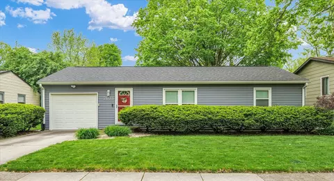 2603 Trafalgar Sq, Champaign, IL 61821
