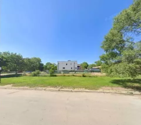 4059 S Prairie Ave, Chicago, IL 60653