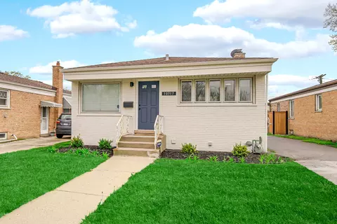 10317 Panoramic Dr, Franklin Park, IL 60131