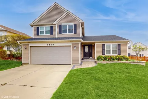 1230 Goldenrod Ln, Hoffman Estates, IL 60192