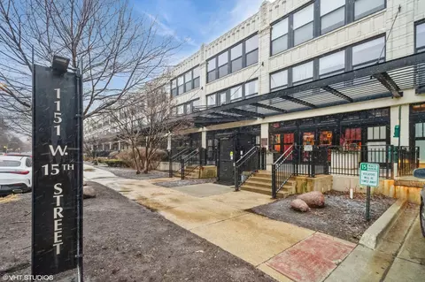 1151 W 15th St #130, Chicago, IL 60608