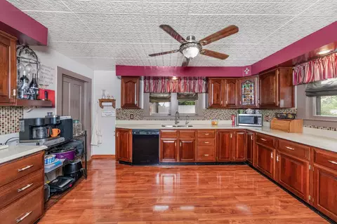 715 Locust St, Minonk, IL 61760 photo 6