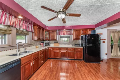 715 Locust St, Minonk, IL 61760 photo 7
