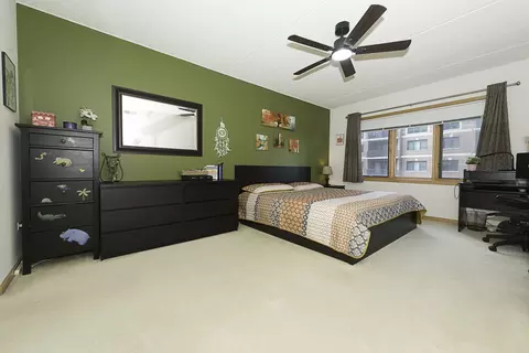 Bedroom - 750 Pearson St #611, Des Plaines, IL 60016 photo 3 of 5