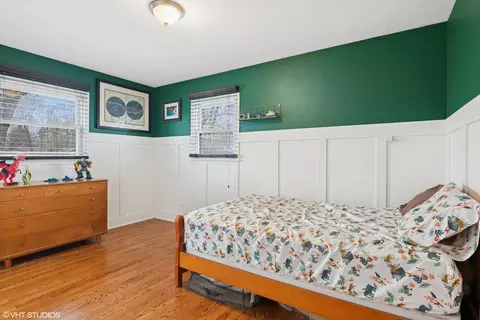 Bedroom - 167 Glendale St, Wheeling, IL 60090 photo 2 of 3