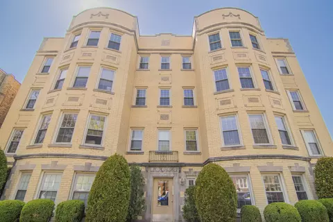 6556 N Washtenaw Ave #2, Chicago, IL 60645