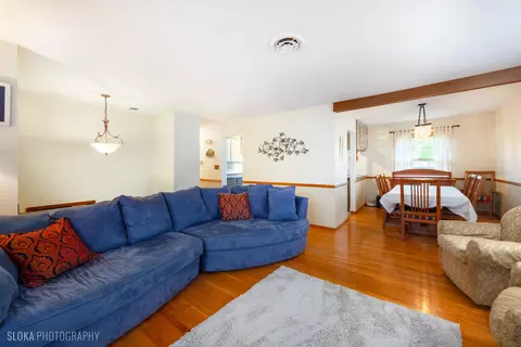 101 Clay St, Algonquin, IL 60102 photo 4