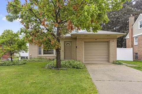 971 S Wolf Rd, Des Plaines, IL 60016