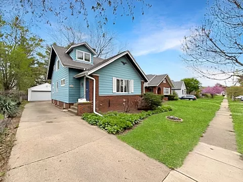 524 Saint Louis Ave, Rockford, IL 61104