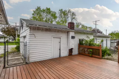 501 Grant St, Chenoa, IL 61726 photo 3