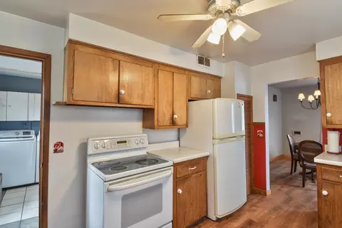 501 Grant St, Chenoa, IL 61726 photo 19