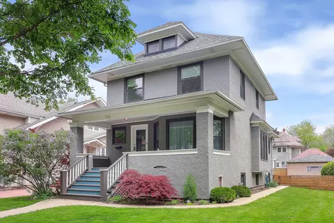 726 S Grove Ave, Oak Park, IL 60304