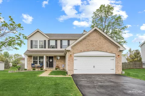 410 Blue Ridge Dr, Oswego, IL 60543