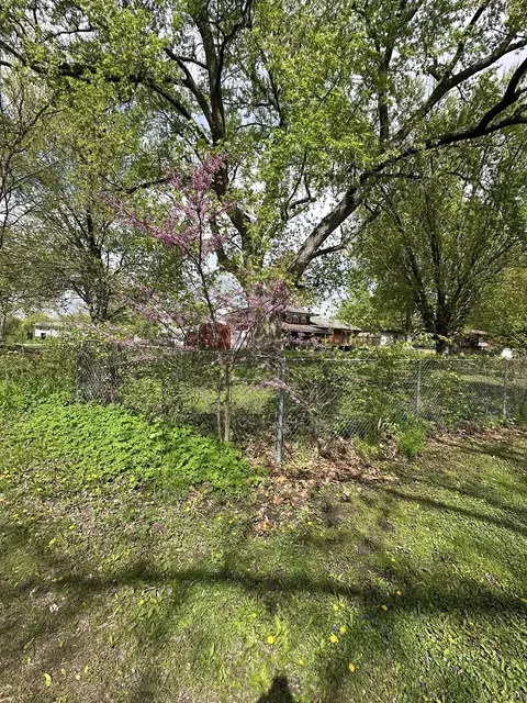 602 S Jackson St, Morrison, IL 61270 photo 10