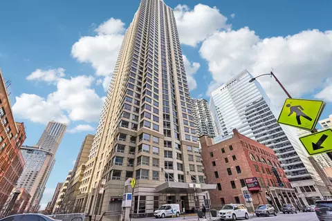 440 N Wabash Ave #2307, Chicago, IL 60611