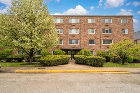 477 Graceland Ave #3A, Des Plaines, IL 60016