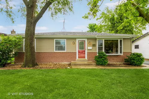 549 N 2nd Ave, Villa Park, IL 60181