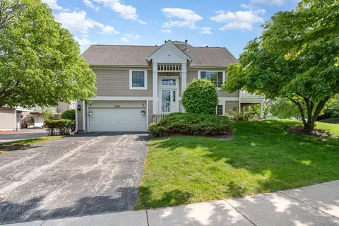 2270 Twilight Dr #2270, Aurora, IL 60503