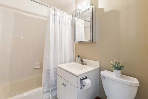 33 E Cedar St #6H, Chicago, IL 60611 photo 14