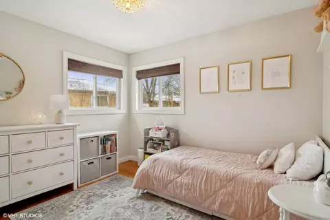 Bedroom - 312 Hatlen Ave, Mount Prospect, IL 60056 photo 2 of 3