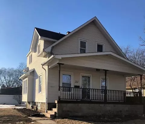 257 S Alma Ave, Kankakee, IL 60901