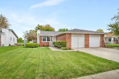 1030 W Dresden Dr, Morris, IL 60450