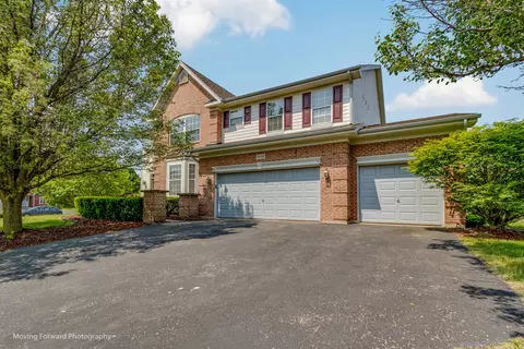 16760 S Ottawa Dr, Lockport, IL 60441