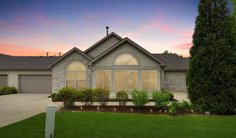 2715 J T Coffman Dr #2715, Champaign, IL 61822